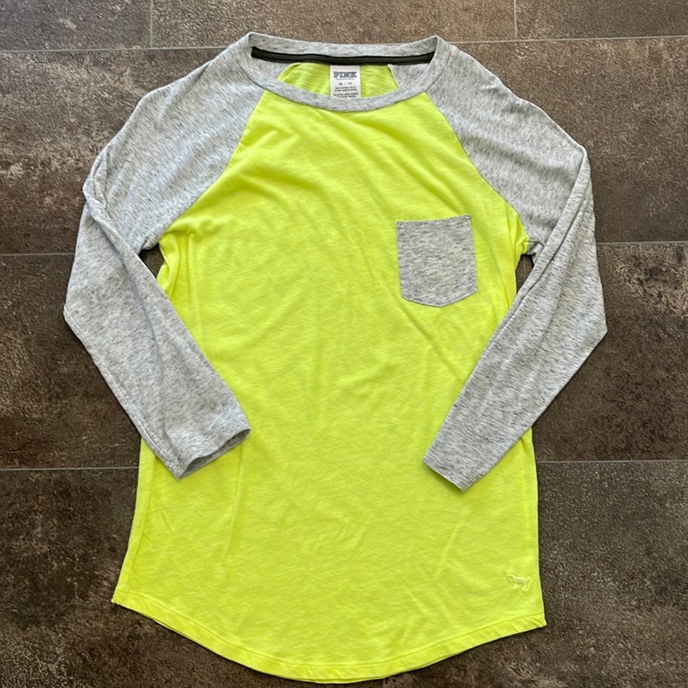Victoria’s Secret PINK. Baseball Tee. XSmall.